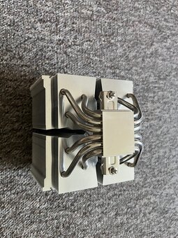 Predam chladic SCYTCHE MUGEN 5 - 2