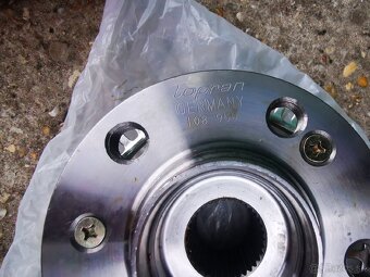 Náboj predného kolesa Octavia/Golf - 2