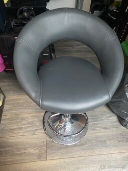 Dve barové stoličky - 2