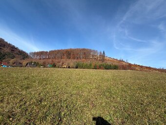 Predám krásny pozemok obec Lysica - 2