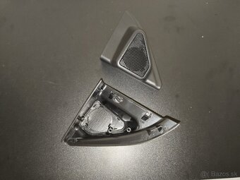 Interiérové kryty tweeterov pre Toyota Corolla E180 (2013–20 - 2