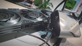 Predám MSI MEG Coreliquid S360 - 2