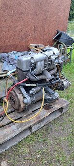 Predám motor Mercedes piano 2,2 - 2