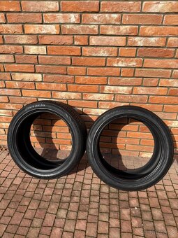 275/40 R20 Lionhart celoročne - 2