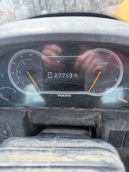 Kol. Nakladač VOLVO L180H (2016) - 2