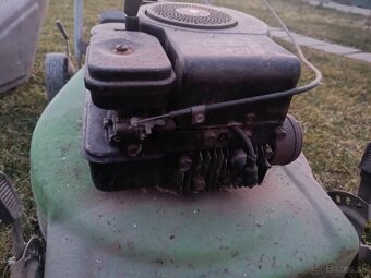 Briggs a stratton 3.5HP motor - 2