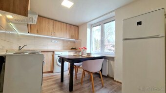 Na predaj 1. izb. byt, 28 m2, ul. 29. augusta, Handlová - 2