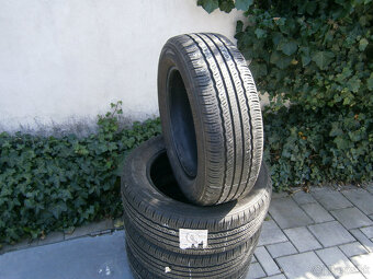 Predám 4x letné pneu TRIANGLE SUV 225/60 R17 99VXL - 2