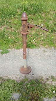 Ručná pumpa na vodu - 2