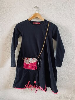 Dievcenska znackove oblecenie - 2