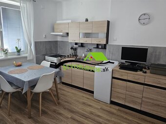 REZERVOVANÉ Prenájom – jednoizbový byt v centre Senice - 2