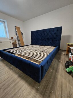 Manzelska postel Chesterfield - 2