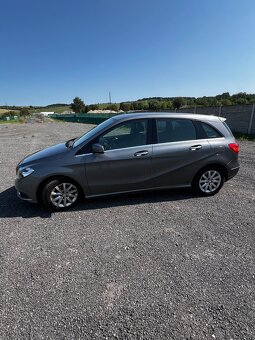 Mercedes Benz B200 - 2