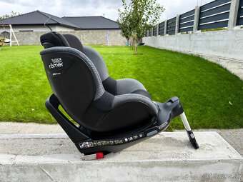 Autosedačka Britax Römer Dualfix M i-Size čierna - 2