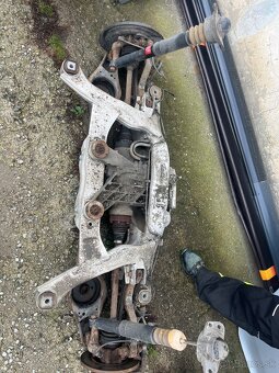 Rozpredam vw golf 4x4 1.9 TDi - 2