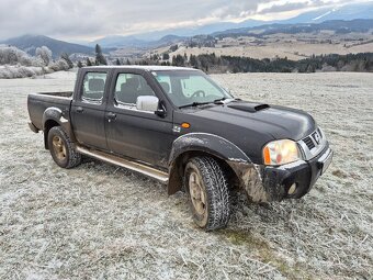 nissan navara np300 - 2