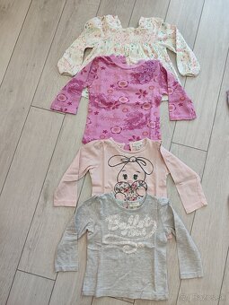 Balík oblečenia,v.80 - 2