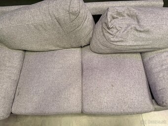 Predám dve pohovky v dobrom stave. - 2