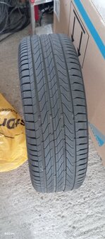 Predám dve letné pneumatiky195x60 R16 Continental - 2