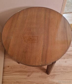 príručný stolík - 2