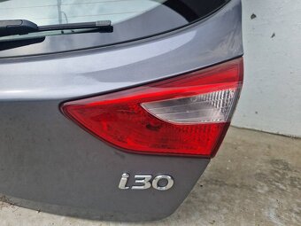Hyundai I30 II HB 2012- zadné kufrove dvere - 2