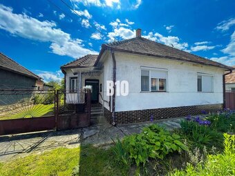 3 izbový tehlový rodinný dom s pekným pozemkom / Gbelce - 2