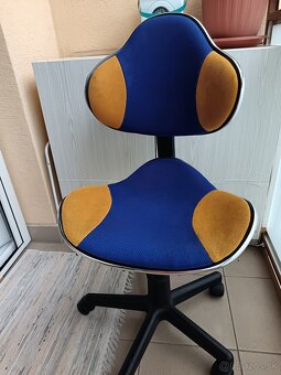 Otočná stolička - 2