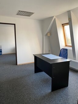 Prenajmem kanceláriu v centre TN. - 2