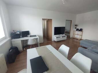 Na prenájom 3 izbový byt Nitra - Chrenová - 2