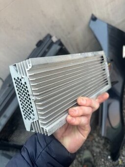Zosilovač logic 7 bmw e60 e61 - 2