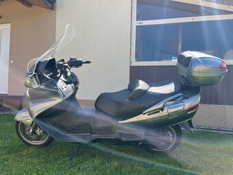 Suzuki Burgman 650 Executive - 2