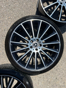 Kolesá s letnými pneumatikami na Mercedes-Benz - 2