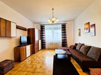 Predaj veľkorysý 3 izbový zariadený byt 87,6 m2 s parkovaním - 2