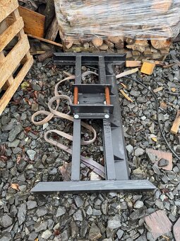 Rovnaci hranol ram pre bager 122cm - 2