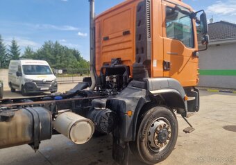 Predám MAN TGM 4x4 E5 podvozok na dostavbu - 2