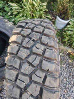 235/70 R16 BF goodrich km3 nové - 2