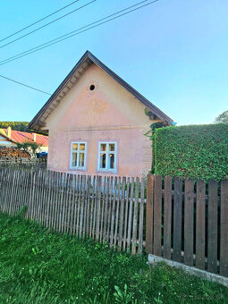 • PREDANÉ • : chalupa v povôdnom stave Čierny Balog pár minú - 2