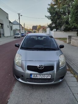 Toyota Yaris 2007 1.0 benzin - 2