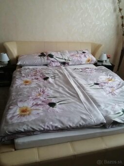 Posteľ 140x200 + nočné stolíky - 2