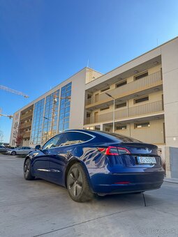 Tesla Model 3 Standard Range Plus - 2