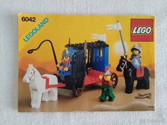 LEGO Castle 6042 Dungeon Hunters - 2