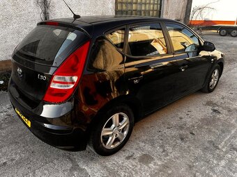 predam diely na hyundai i30 1,6 crdi 85kw 2006-2011 poštou a - 2