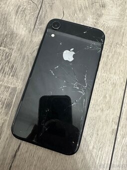 iPhone XR - 2