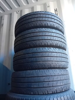 Continental 205/65R16C 2022 - 2