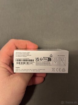 Apple AirPods 4 čisto nové - 2