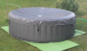 Vírivka Ottoman, 6 osôb, 930 lit., 204x070 cm - 2