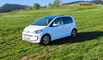 Elektromobil VW e-Up - strešné okno, letné+zimne pneu - 2