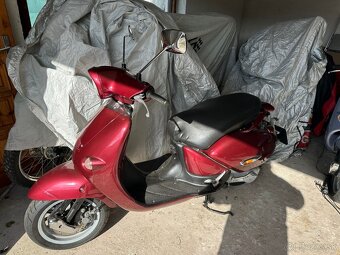 Aprilia Habana 125 bordova - 2