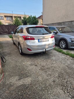 Predam Hyundai i30 CW Kombi 1.6i CRDi 16V DOHC Family - 2