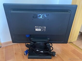 Predám monitor Acer AL2016W - 2